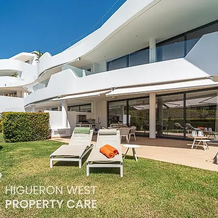 Apartment Garden - Large Terrace With Outdoor Kitchen And Pool, Higueron West, Fuengirola