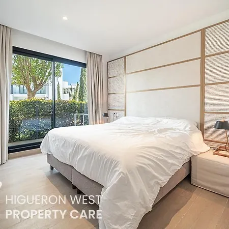Garden - Large Terrace With Outdoor Kitchen And Pool, Higueron West, Lägenhet Fuengirola
